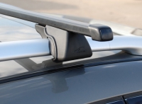 Багажник LUX КЛАССИК с прямоугольными поперечинами для Volkswagen Bora Variant на рейлинги