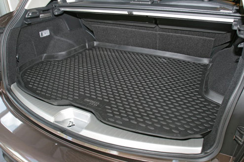 Коврик в багажник INFINITI FX35 2003-2009, кросс. (полиуретан, бежевый)